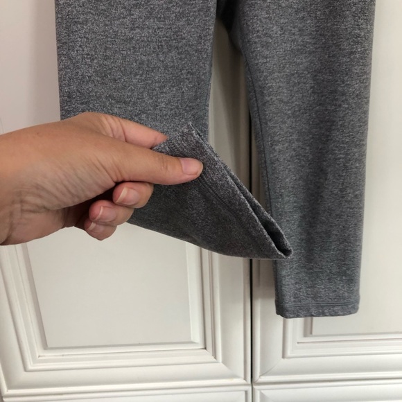 Ivivva by Lululemon girls reversible crop leggings - Picture 3 of 13